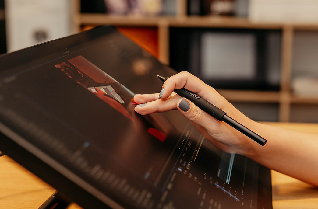 Wacom Cintiq 24 and Wacom Pro Pen 3